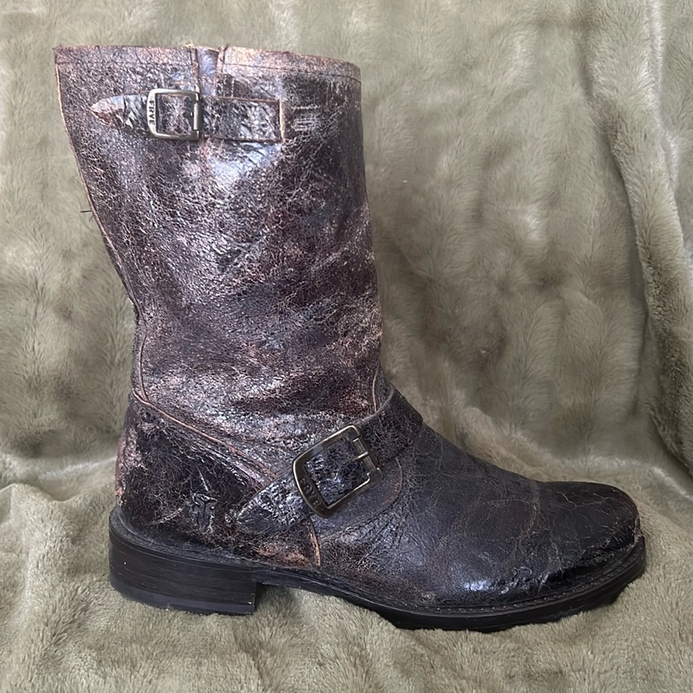 FRYE Veronica Brown Distressed Leather Boots Size 9